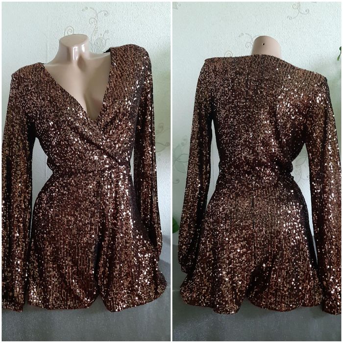 Комбинезон короткий,в паетки