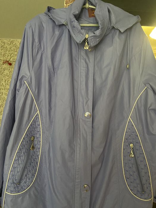 Легенька курточка