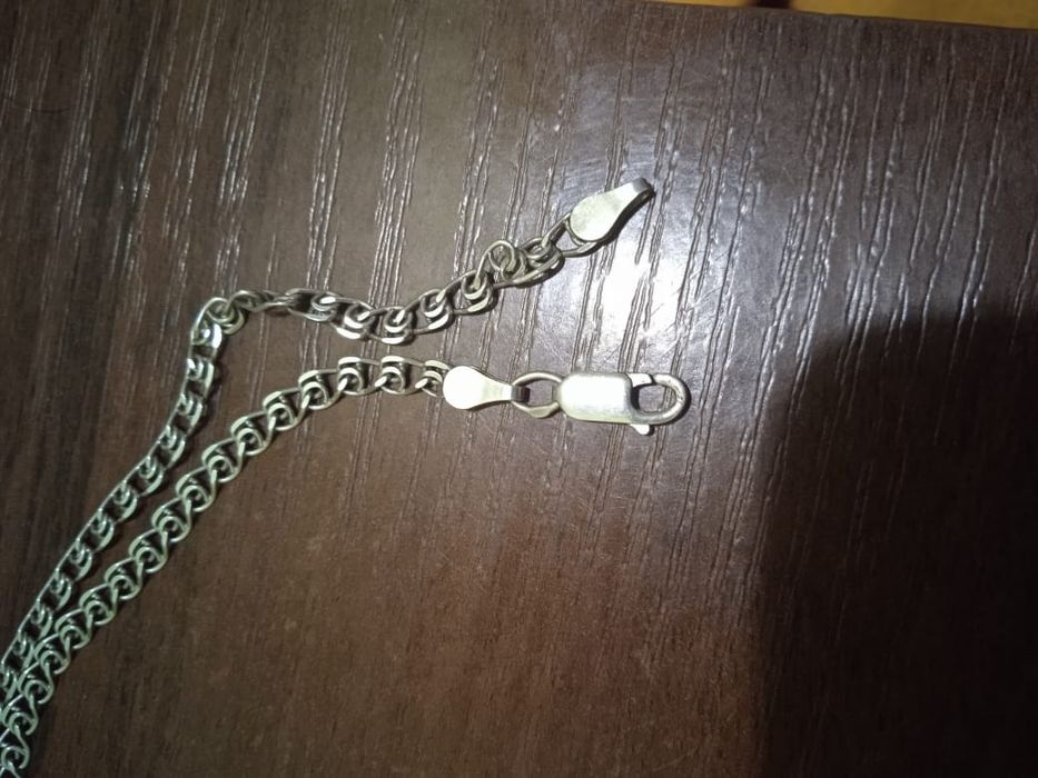 Продам срібний ланцюжок і хрестик