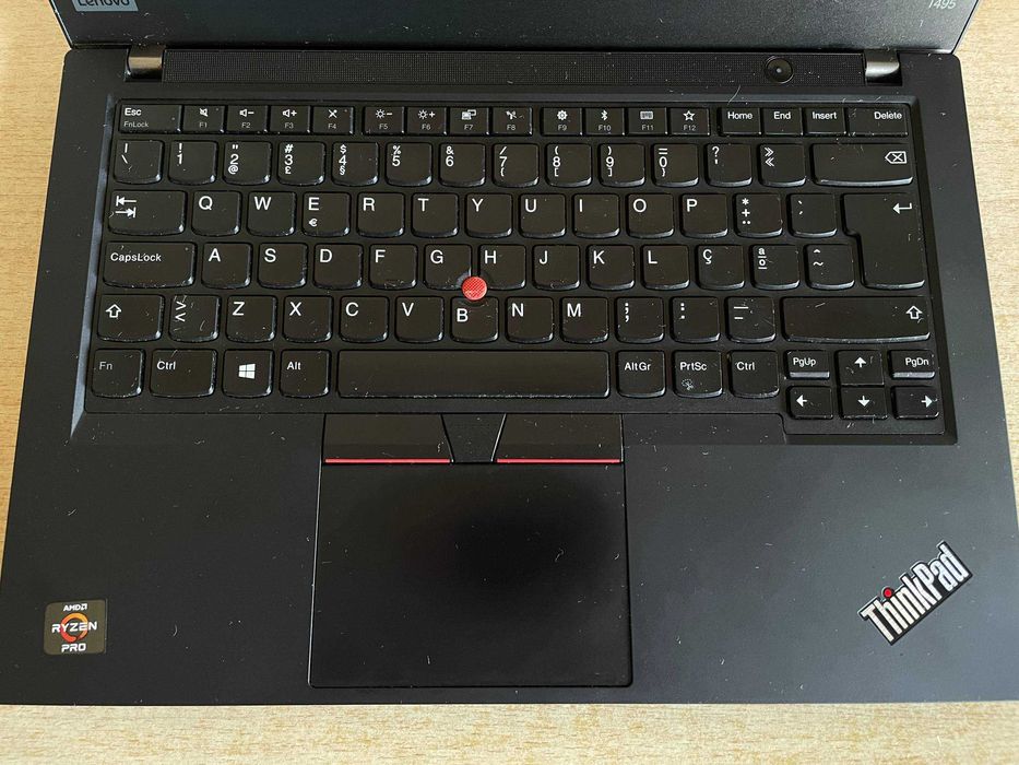 Lenovo ThinkPad T495 (Ryzen 7 3700U + Touchscreen)