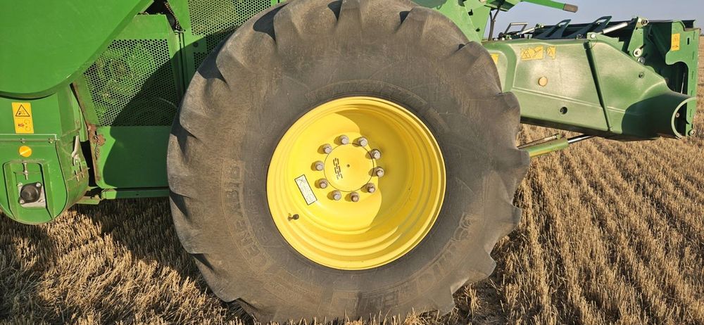 Комбайн John Deere S760 (430 к.с.)