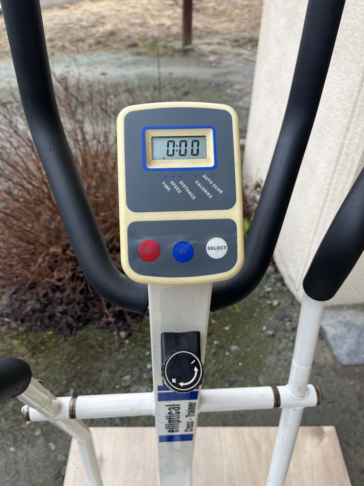 Orbitrek Hammer saturn elliptical