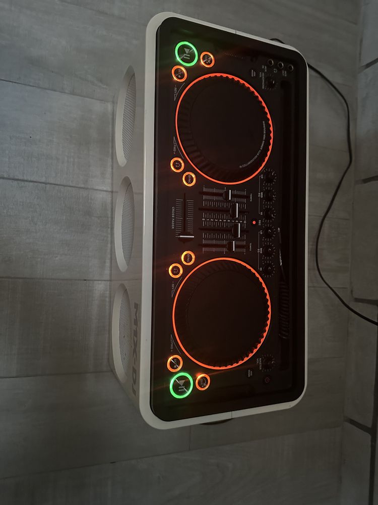 Mesa mistura Coluna M1X-DJ Armin Van Bureen Dj