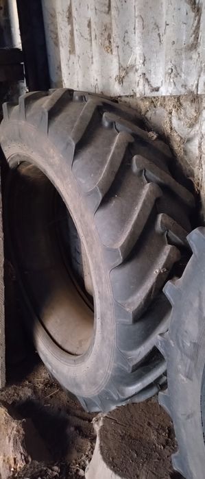Продам шину МТЗ ЮМЗ задня вживана