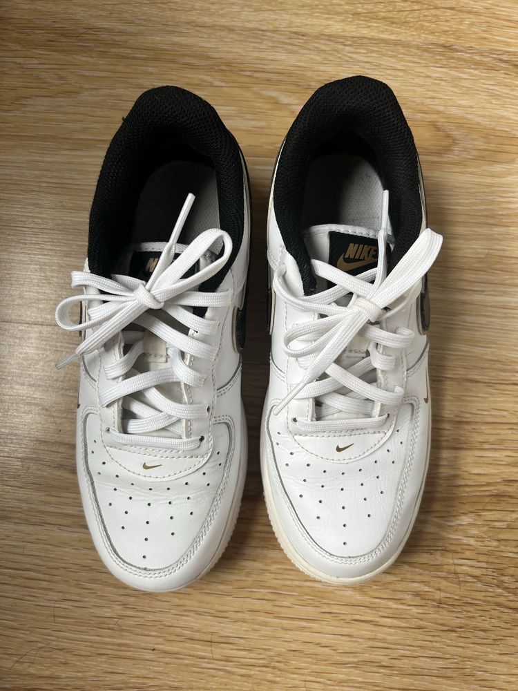 Nike Air Force low