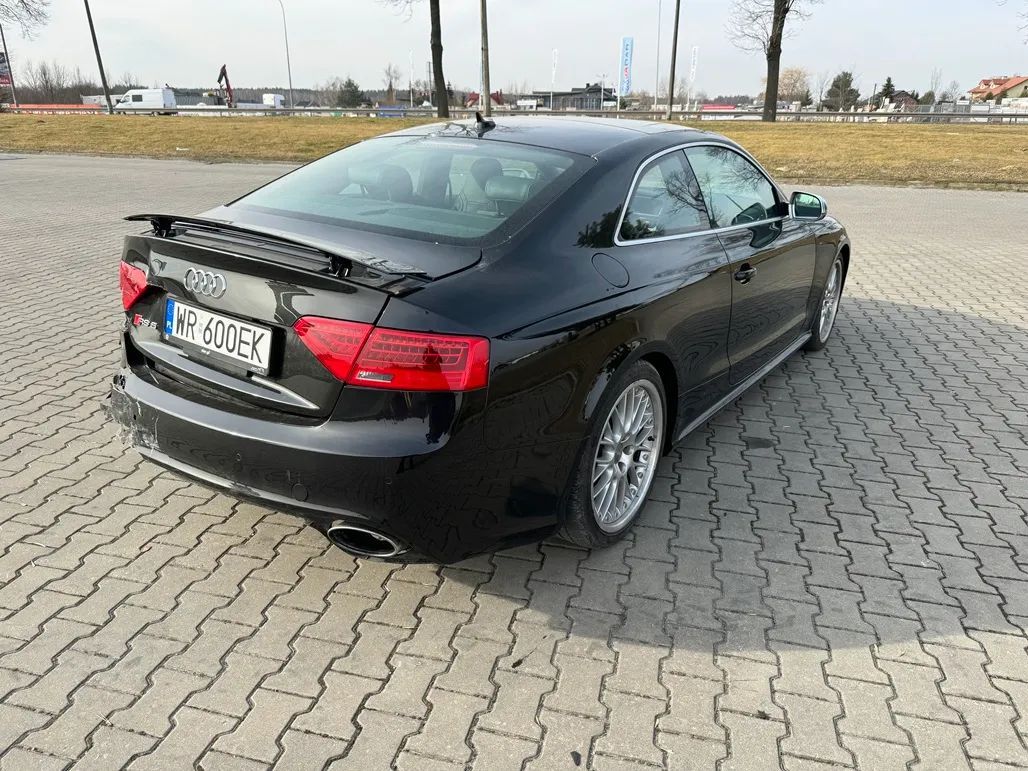 Audi RS5 LIFT 4.2 V8 450KM