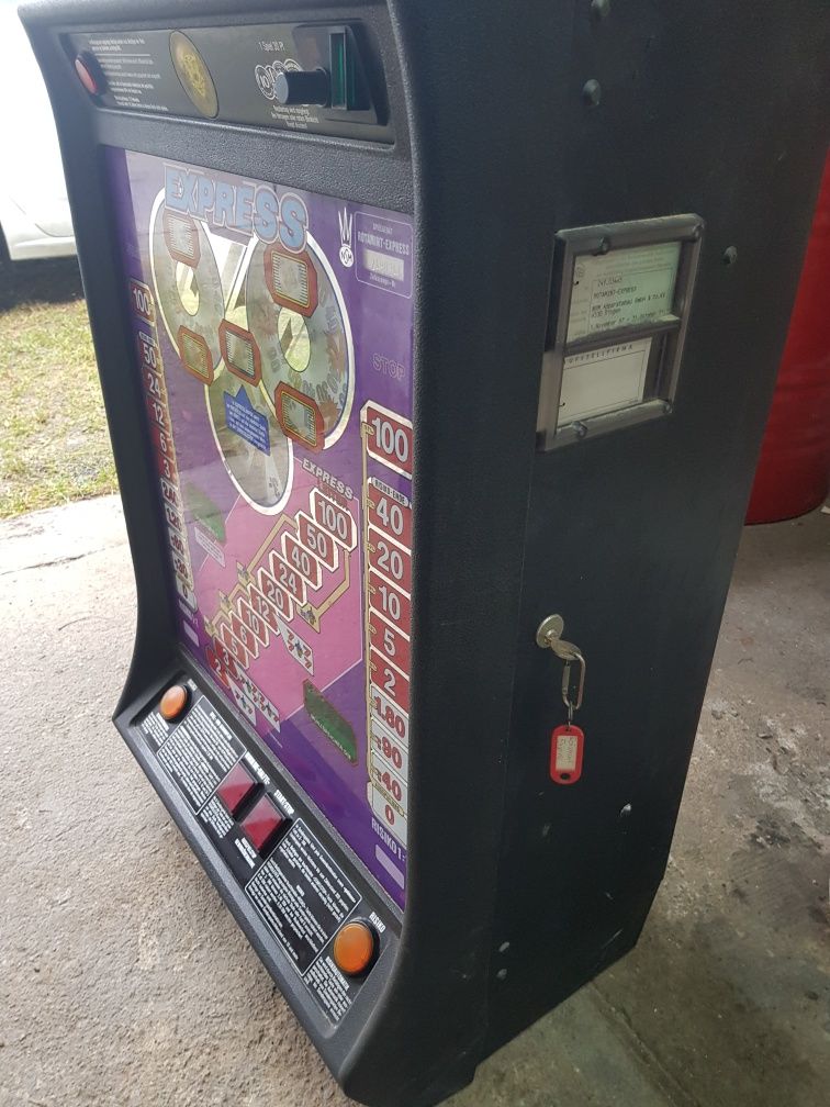 Automat   do   gry
