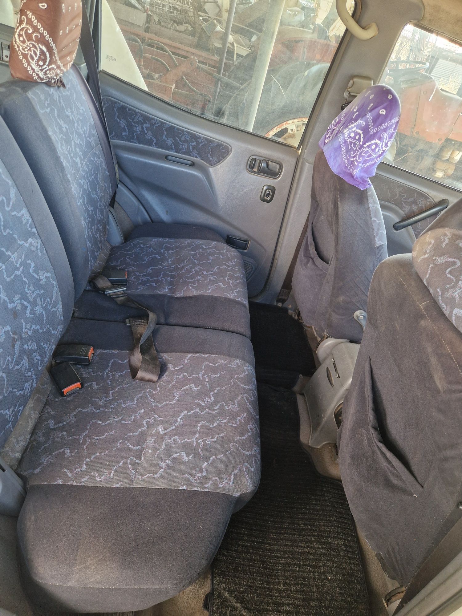 Nissan Terrano II 2.7 TD – 7 Lugares (1996)