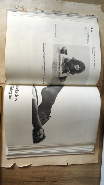 Livro  "Em forma com Jane Fonda" Antigo - Vintage