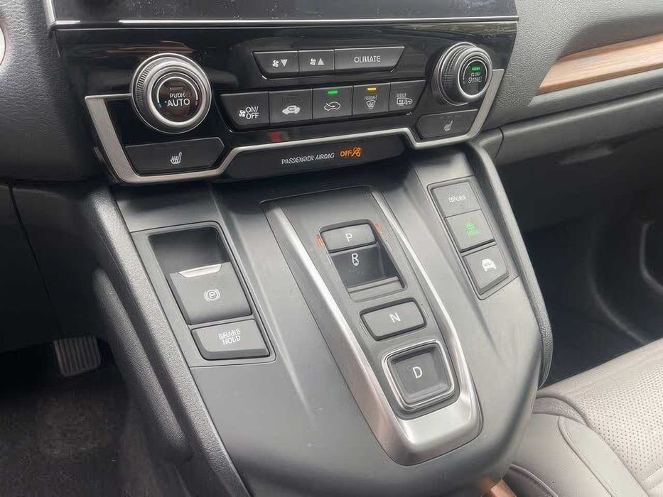 Honda CR-V Hybrid Touring      2022