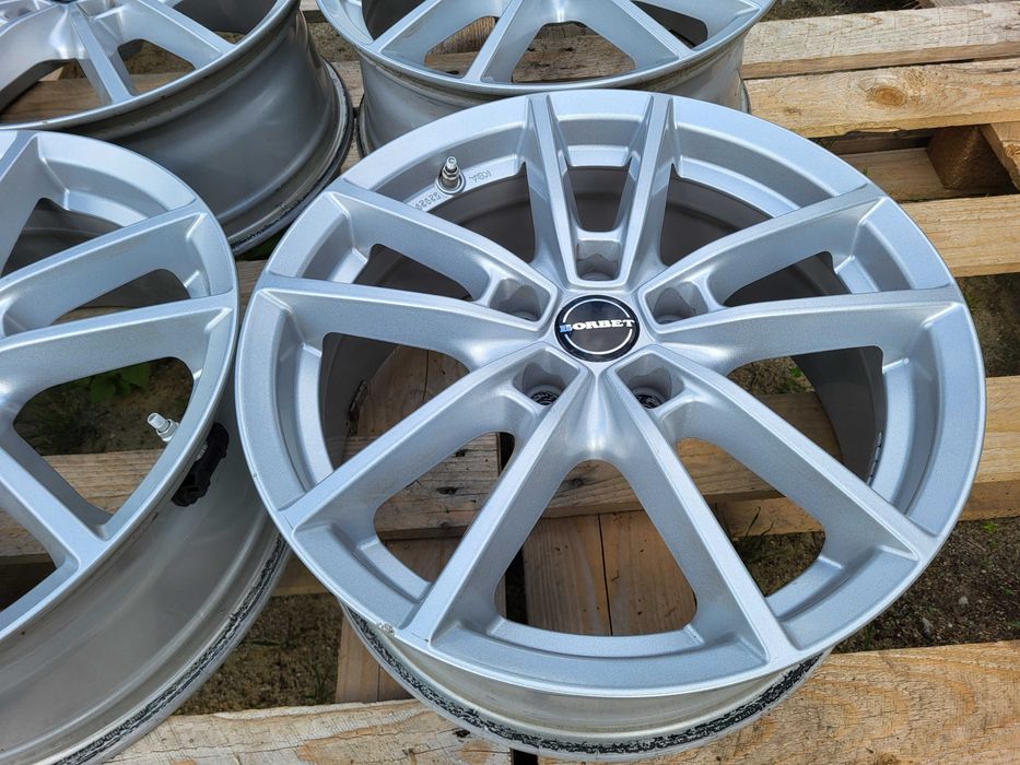 [1064] Felgi aluminiowe 17 cali 5x112 et44 7Jx17H2 BORBET czujniki!