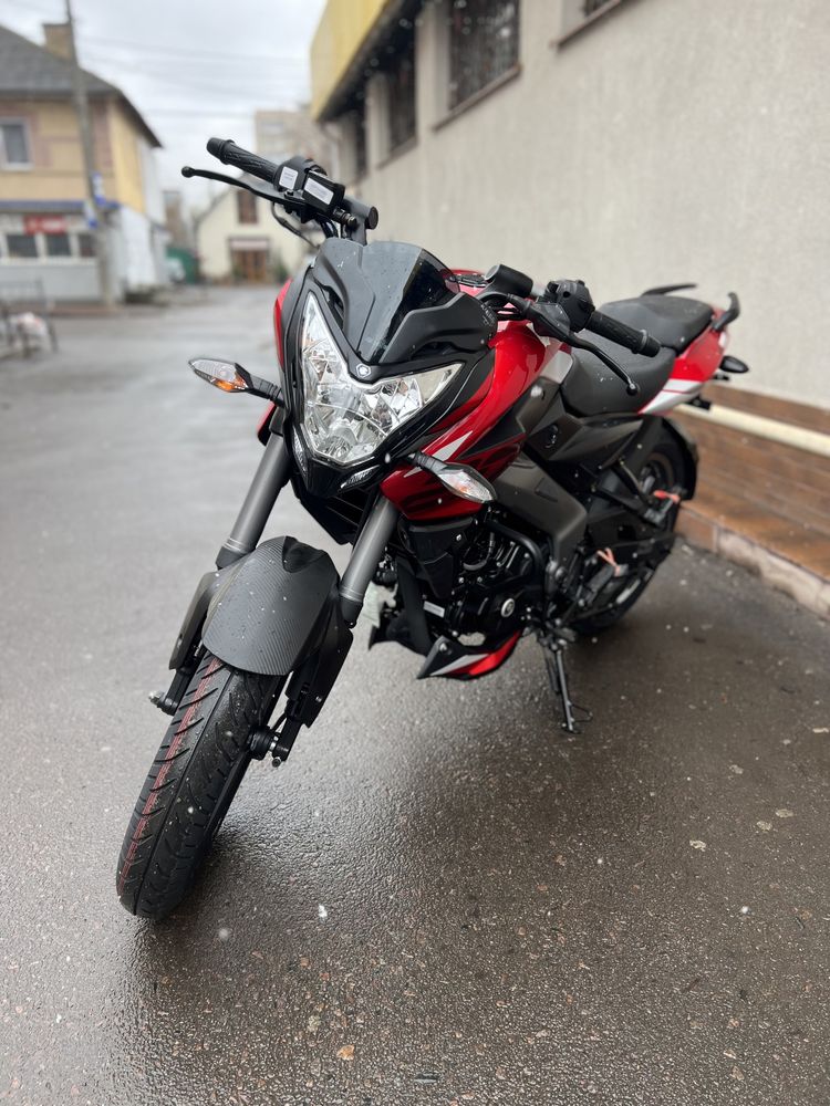Bajaj Pulsar NS200 2025