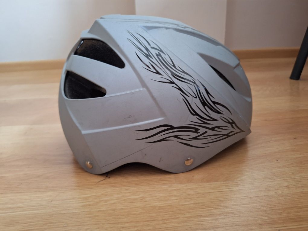 Kask rowerowy bezwypadkowy