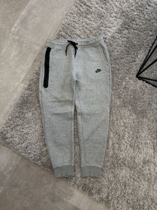 Штани Nike Tech Fleece Jogger White