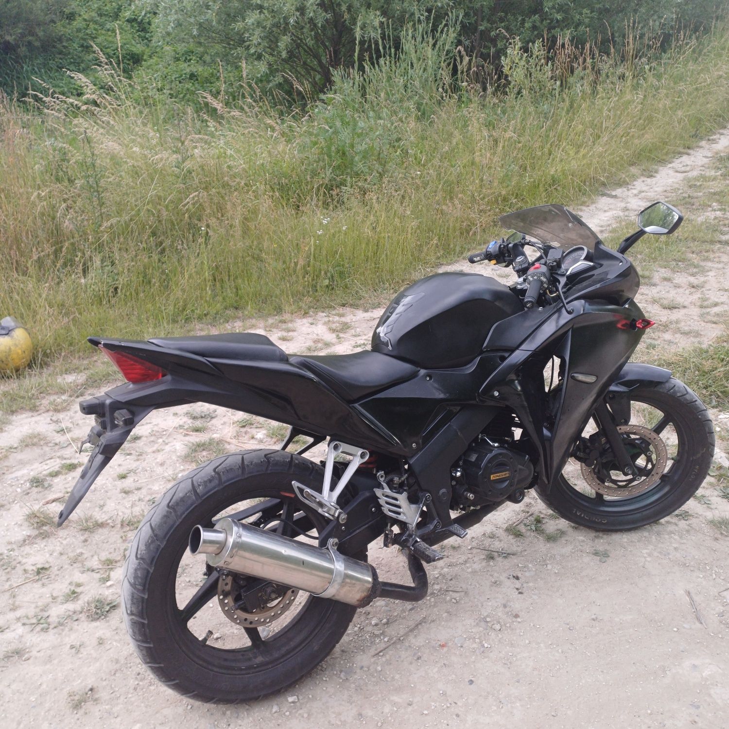Мотоцикл zongshen 200