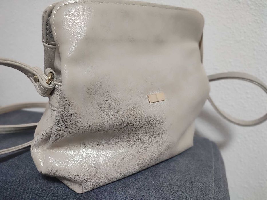 Сумочка, під шкіру лазерку