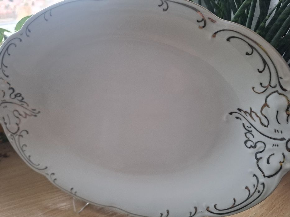 Półmisek z porcelany Wawel, Wałbrzych fason Fryderyka