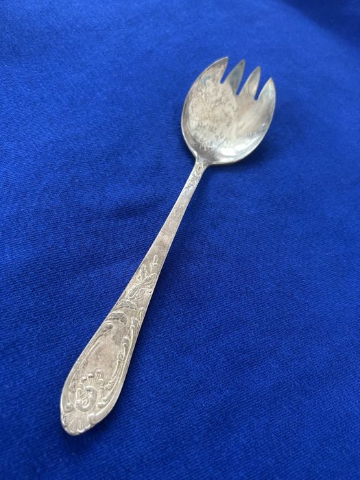 Posrebrzana łyżka do mięsa rosyjskie sztućce