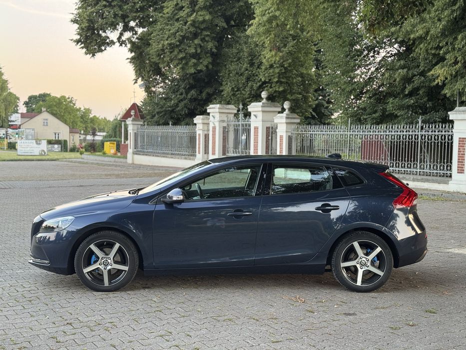 Volvo V40 1.6 D2 115km