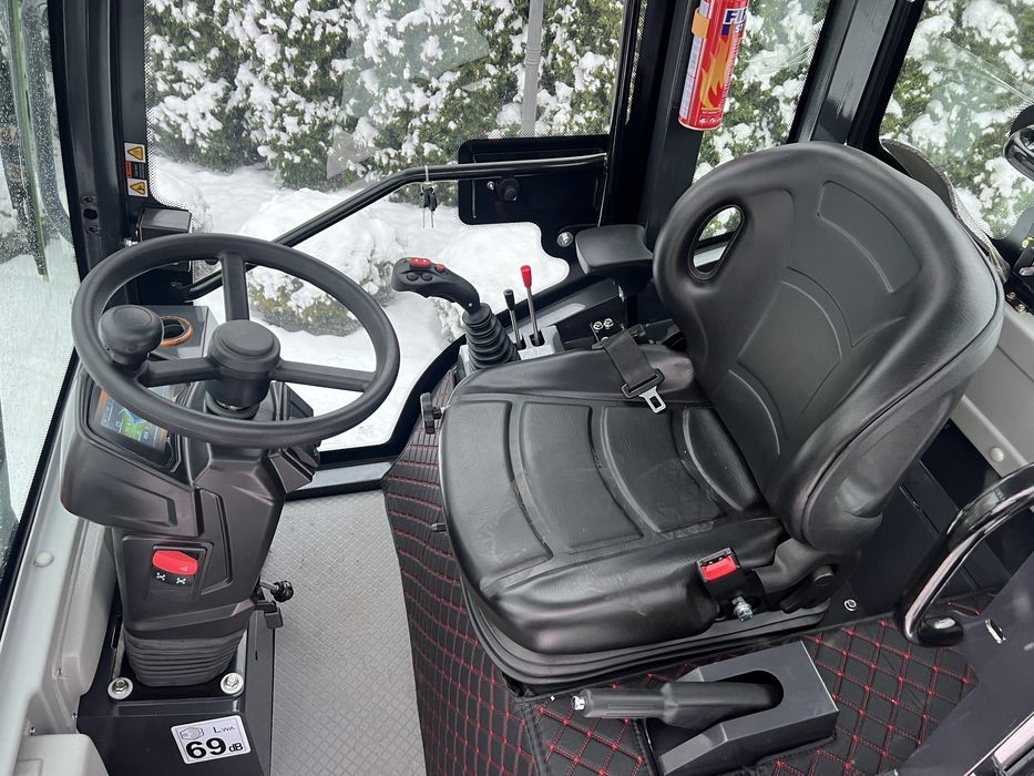 Mini ładowarka BEKKER K1090T miniładowarka teleskopowa