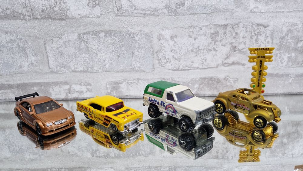Hot Wheels Variados