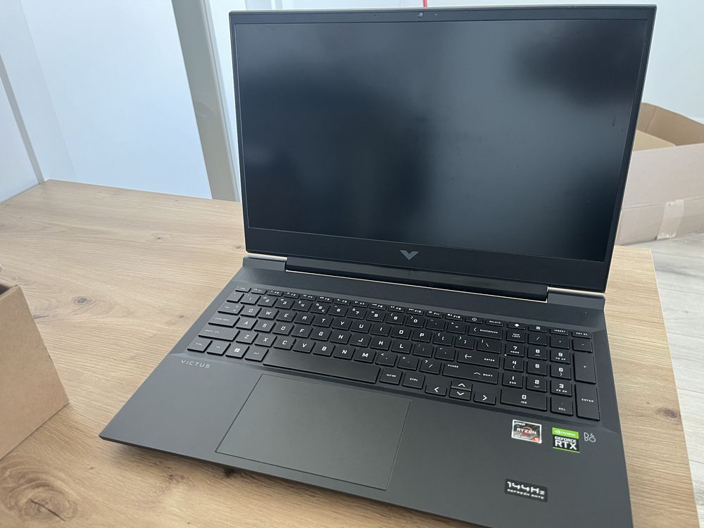 Laptop Victus by HP 16-e0202nw RTX3050 ti/16GB RAM/144hz/AMD Ryzen 5