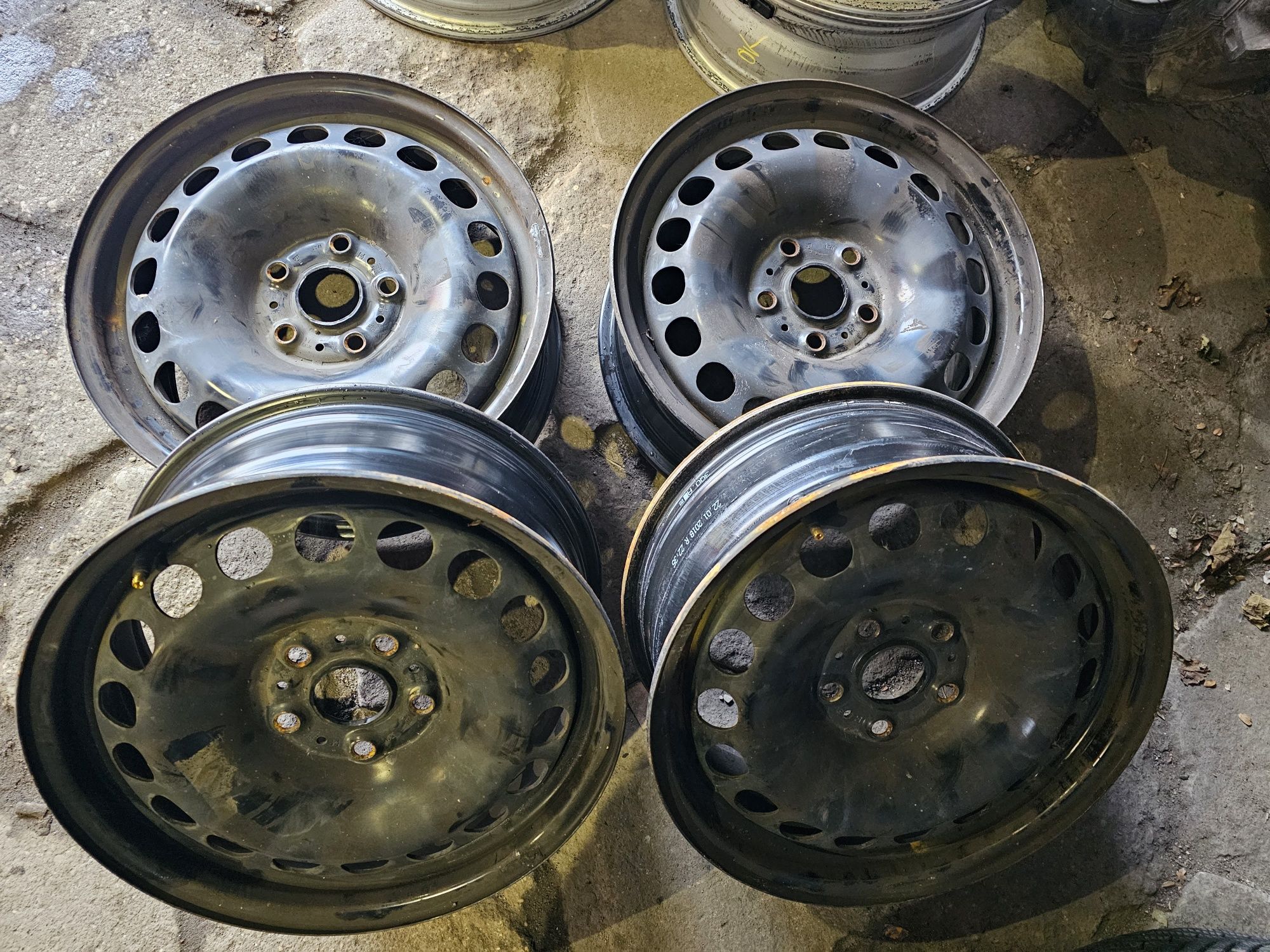 Felgi Stalowe WV Passat B8 R16 5x112 ET41- 6.5J