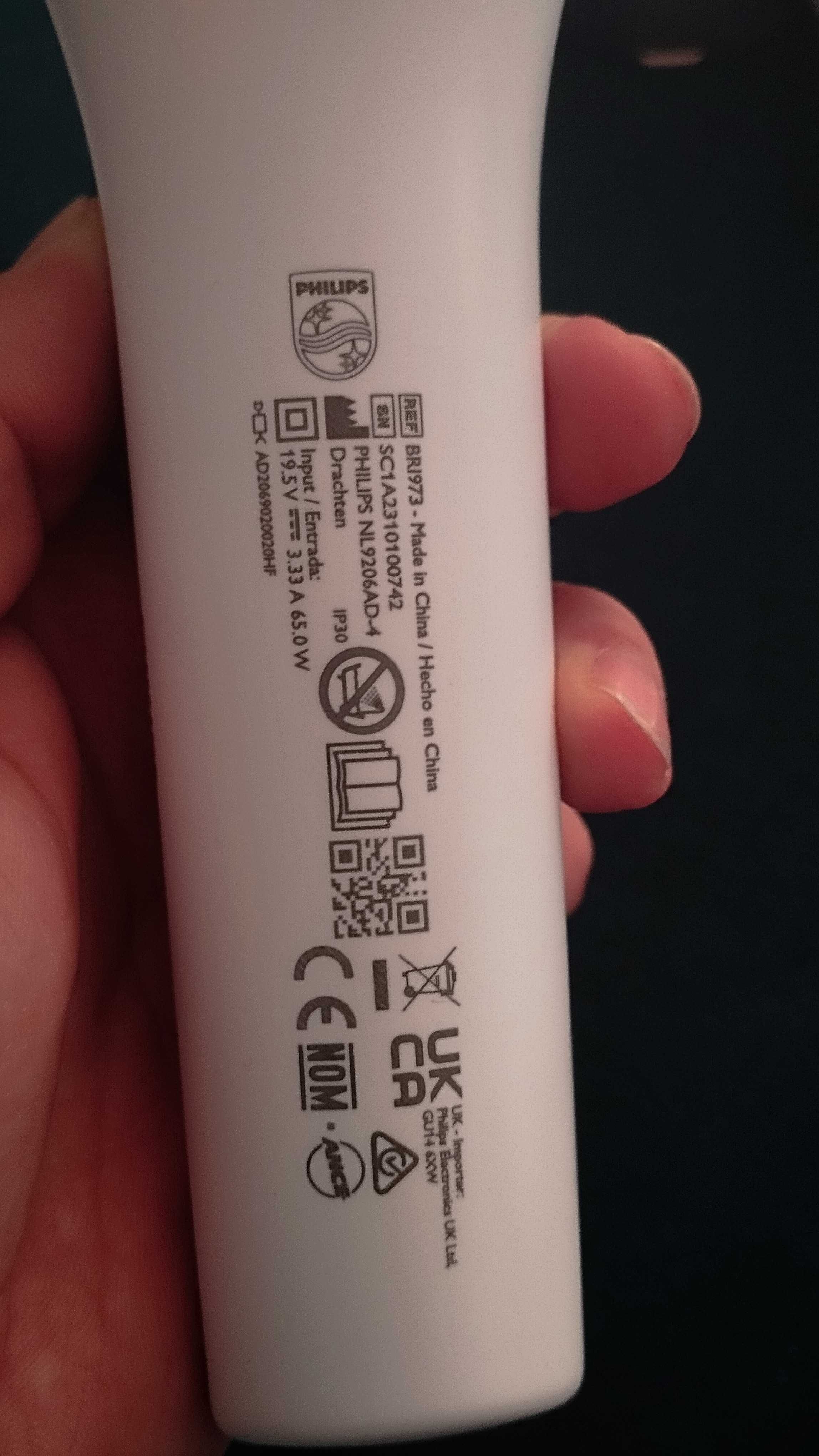 Depilator laserowy Philips Lumea 9900 BRI973/00 możliwa zamiana