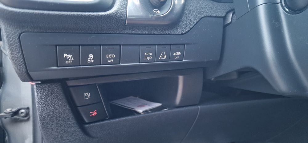 Citroen DS5 Hybrid 4 Full opcja 4x4 ref skrętne, masaże Zamiana na bus