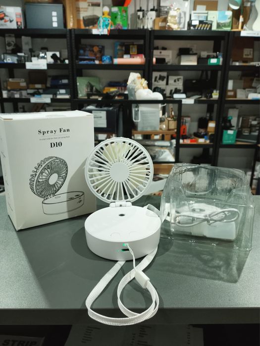 Mini wentylator z nawilzaczem