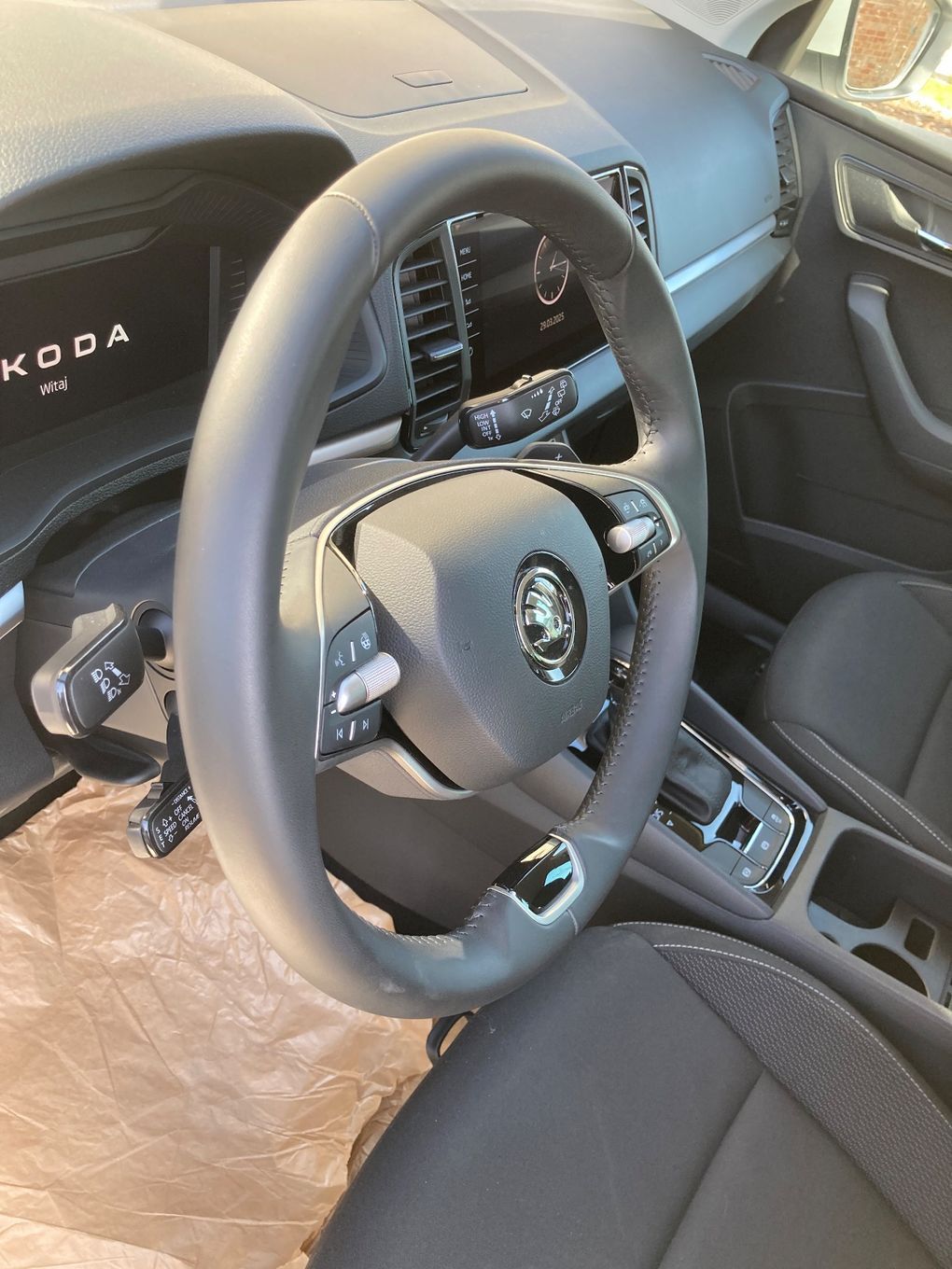 Skoda Karoq Škoda Karoq 1.5TSI ACT, DSG, 9250km, JAK NOWY!