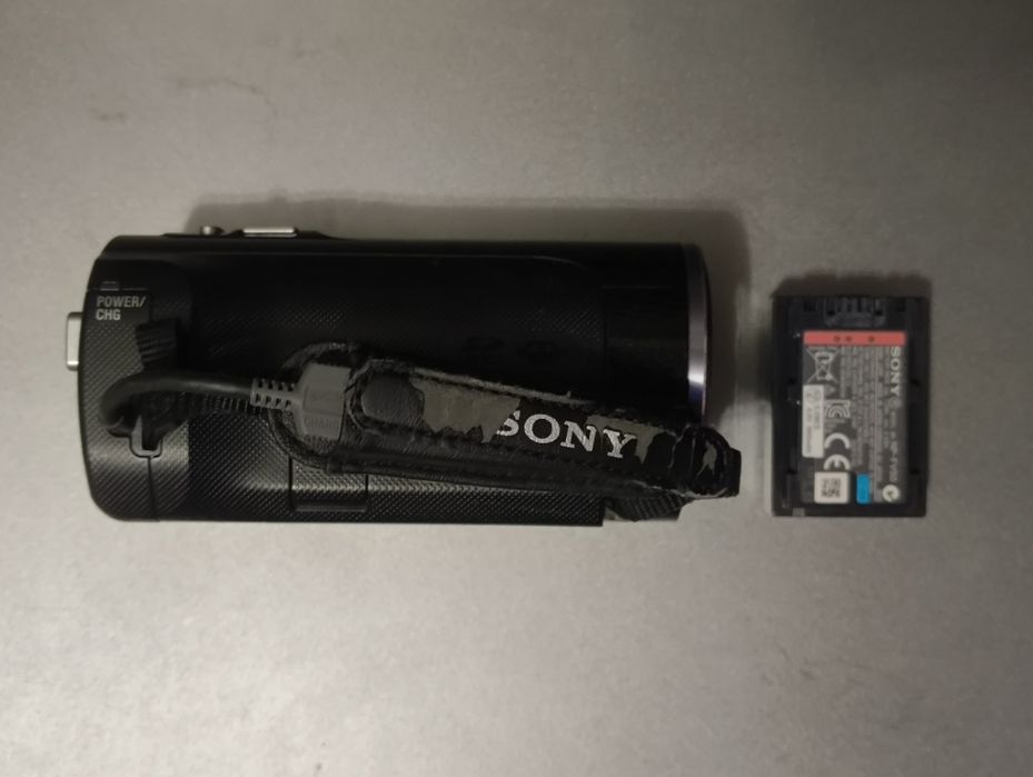 Відеокамера Sony pj320