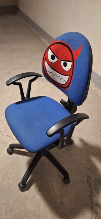 Fotel do biurka dziecięcego