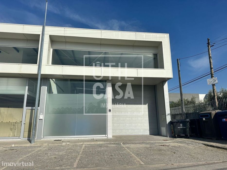 Armazém industrial em Fornelos (Barcelos)