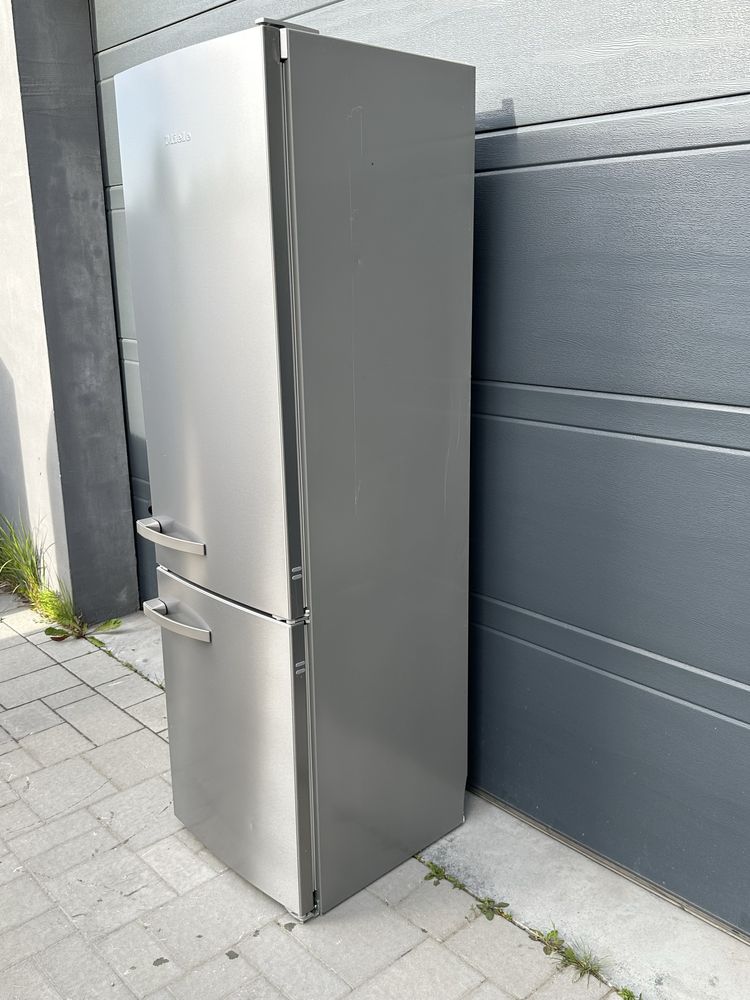 Холодильник Miele FN9752 i
