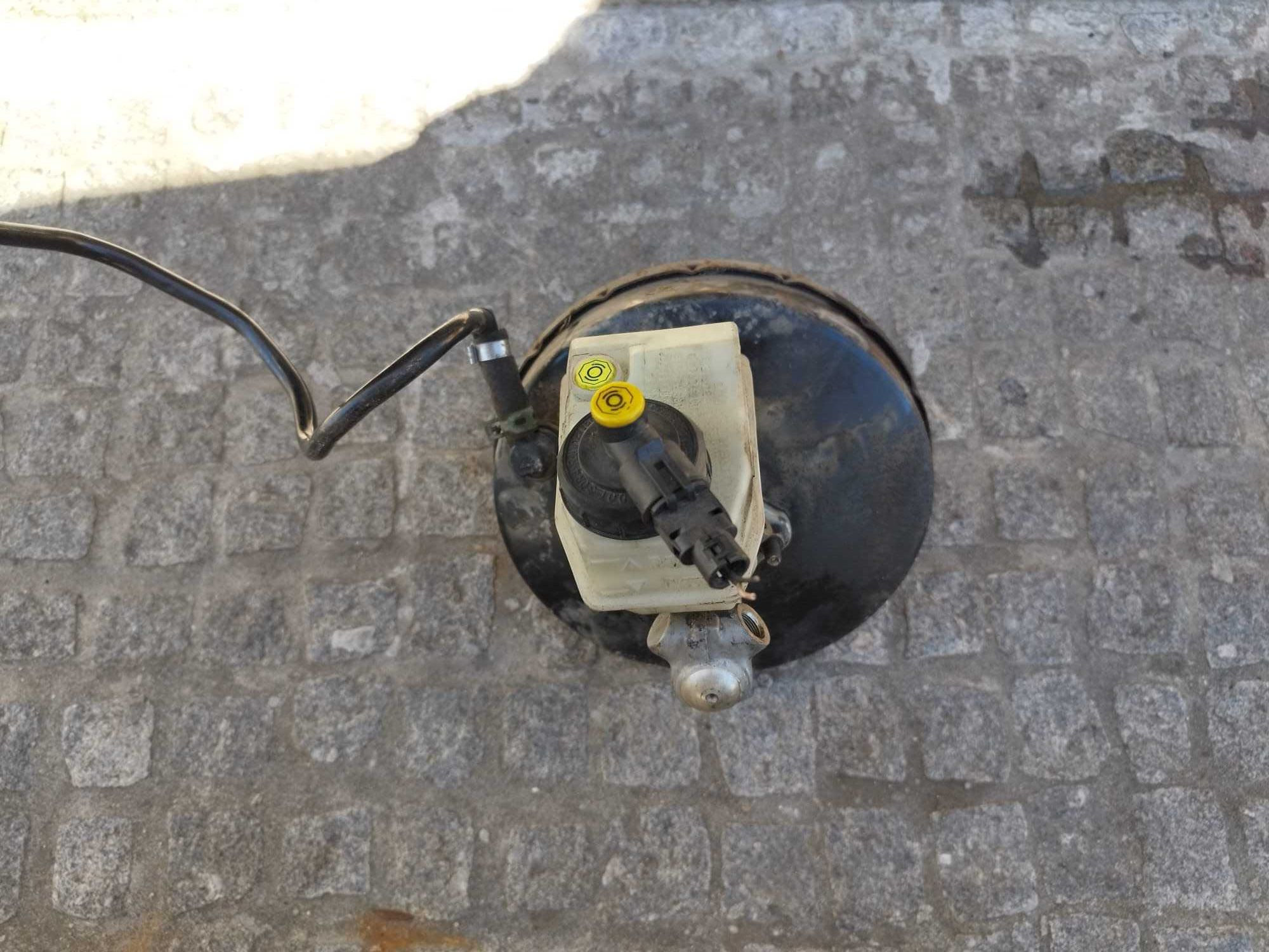 Servo freio com bomba de travões Renault Clio II