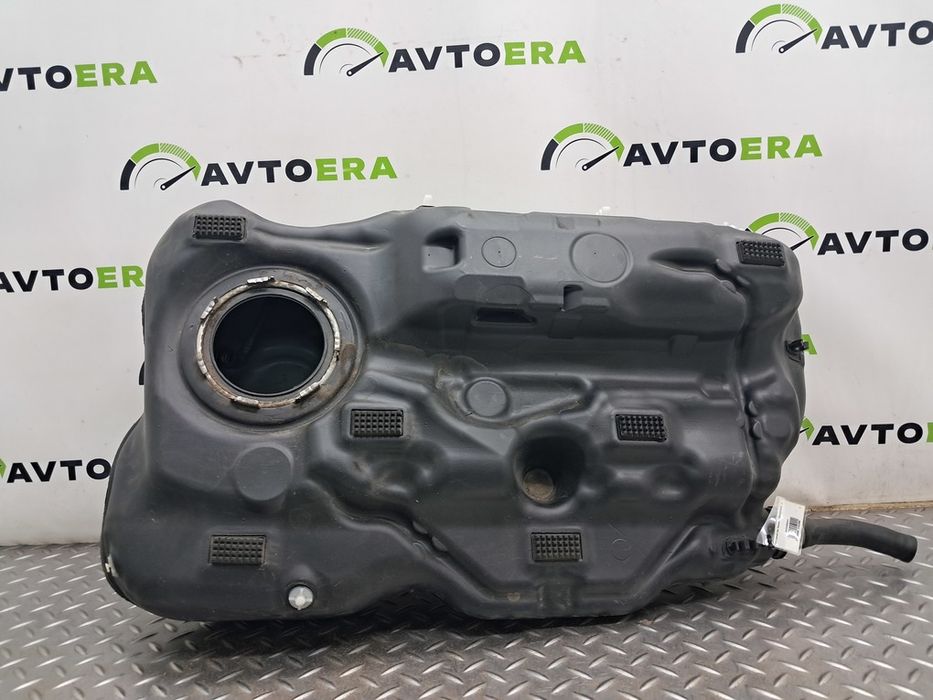 Топливный бак бензобак JEEP RENEGADE 15- 68254860AA