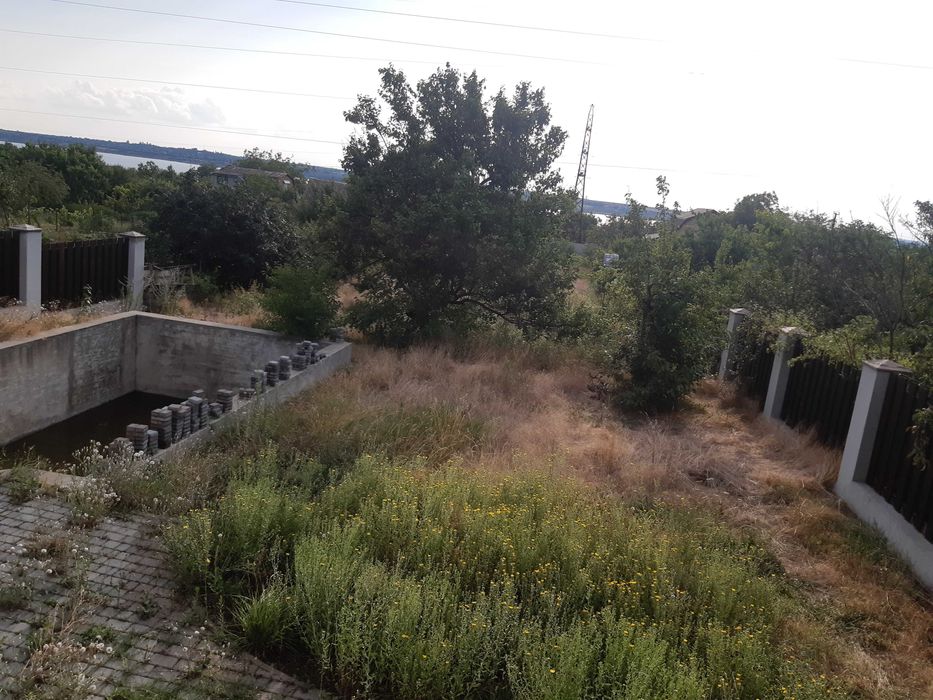 Продам стильный современный 2-хэт дом с бассейном