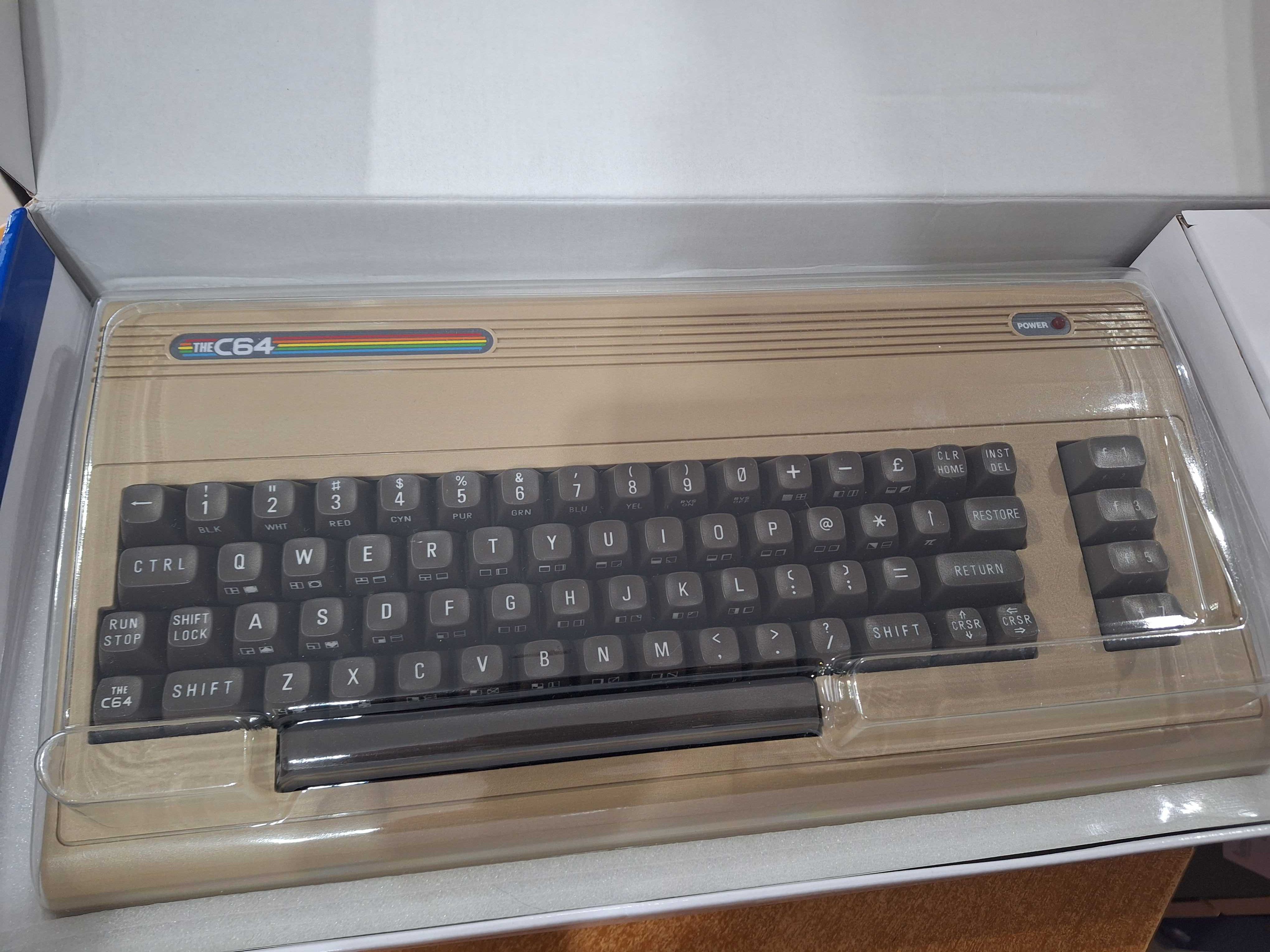 Jak NOWA konsola Commodore C64 MAXI 64 gry Retro HDMI