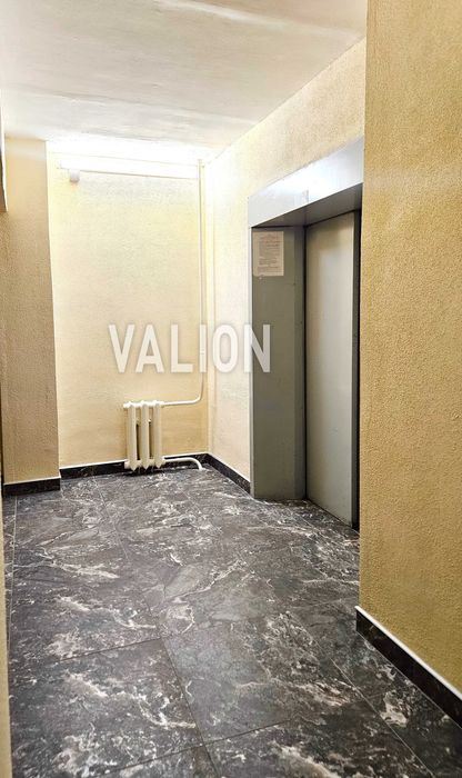 Продаж 3 кімн. кв. вул. Золотоустівська, 10-12, площа Галицька, Центр