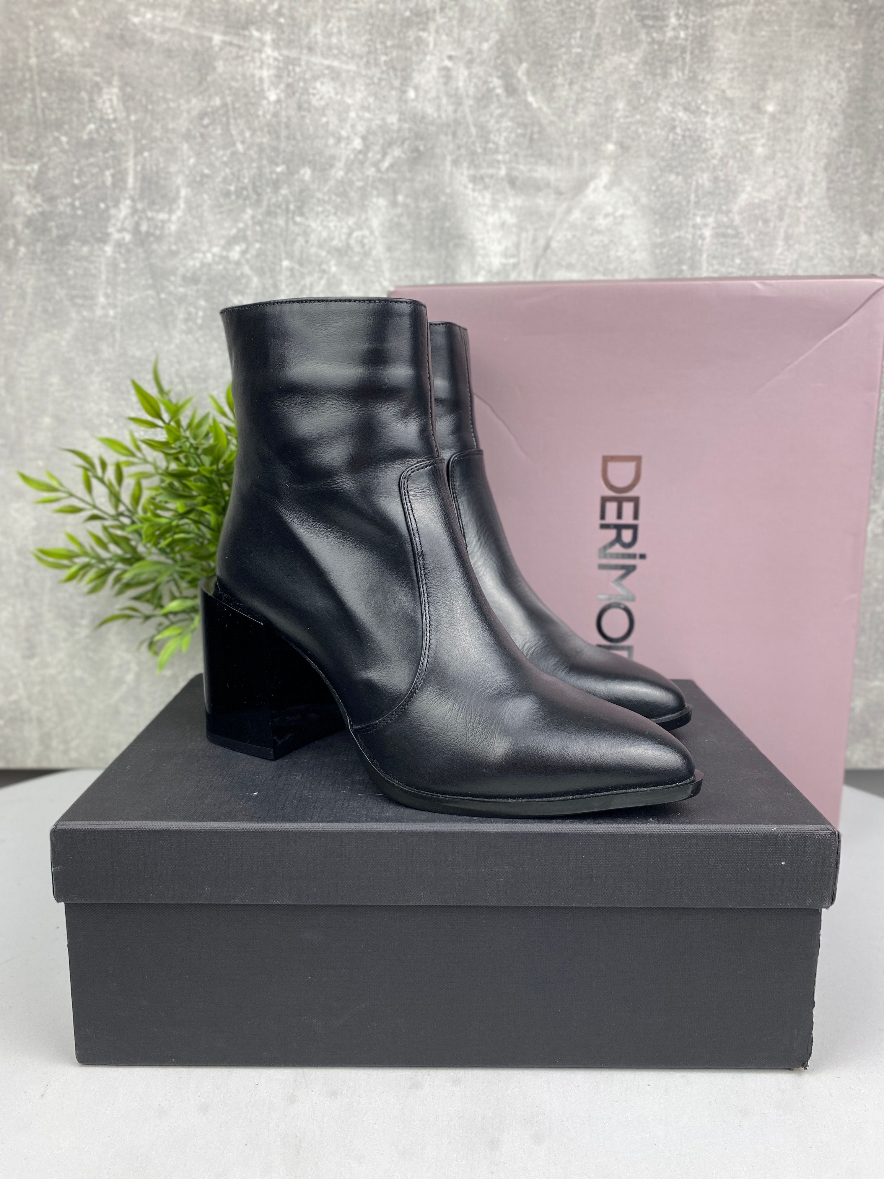 Świetne / buty botki / Derimod / Ankle Boots / r. 37 n199