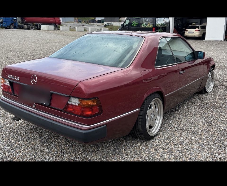Mercedes 124 Coupe 3.0 ce „REZERWACJA”