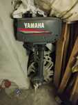 Мотор Yamaha 2 CMHS 2005 року.+Човен трьох місний