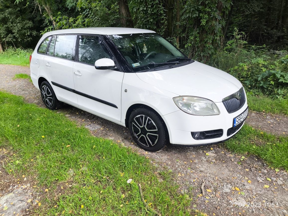 Skoda fabia 2 kombi  1.4 16v klima, elektryka