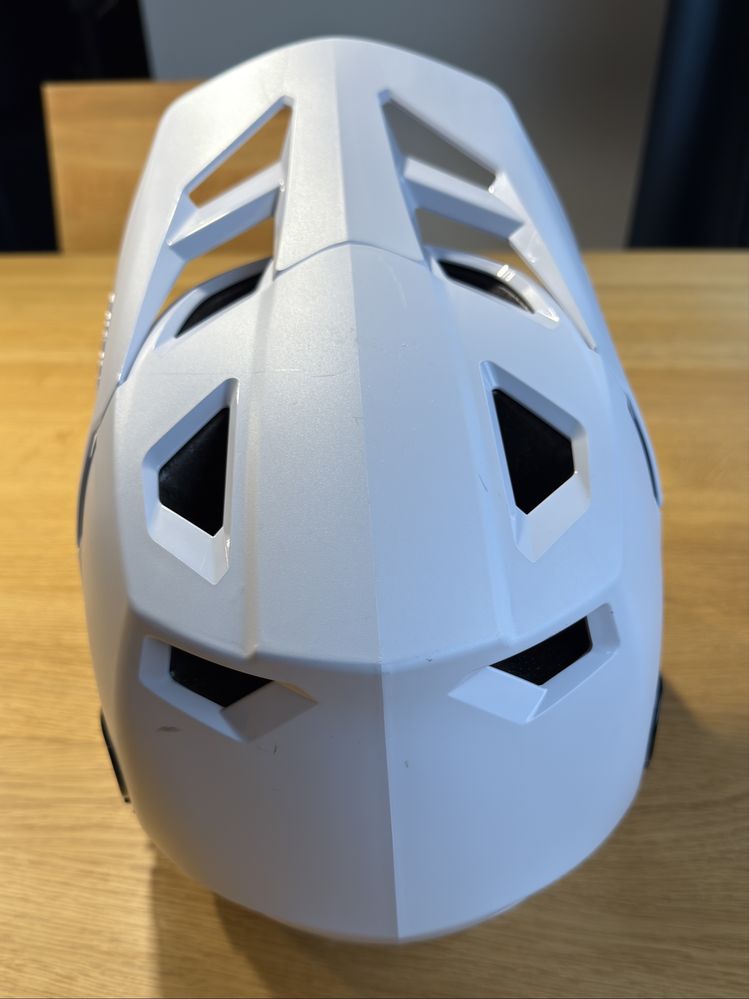 Kask fox rampage junior YL biały stan idealny