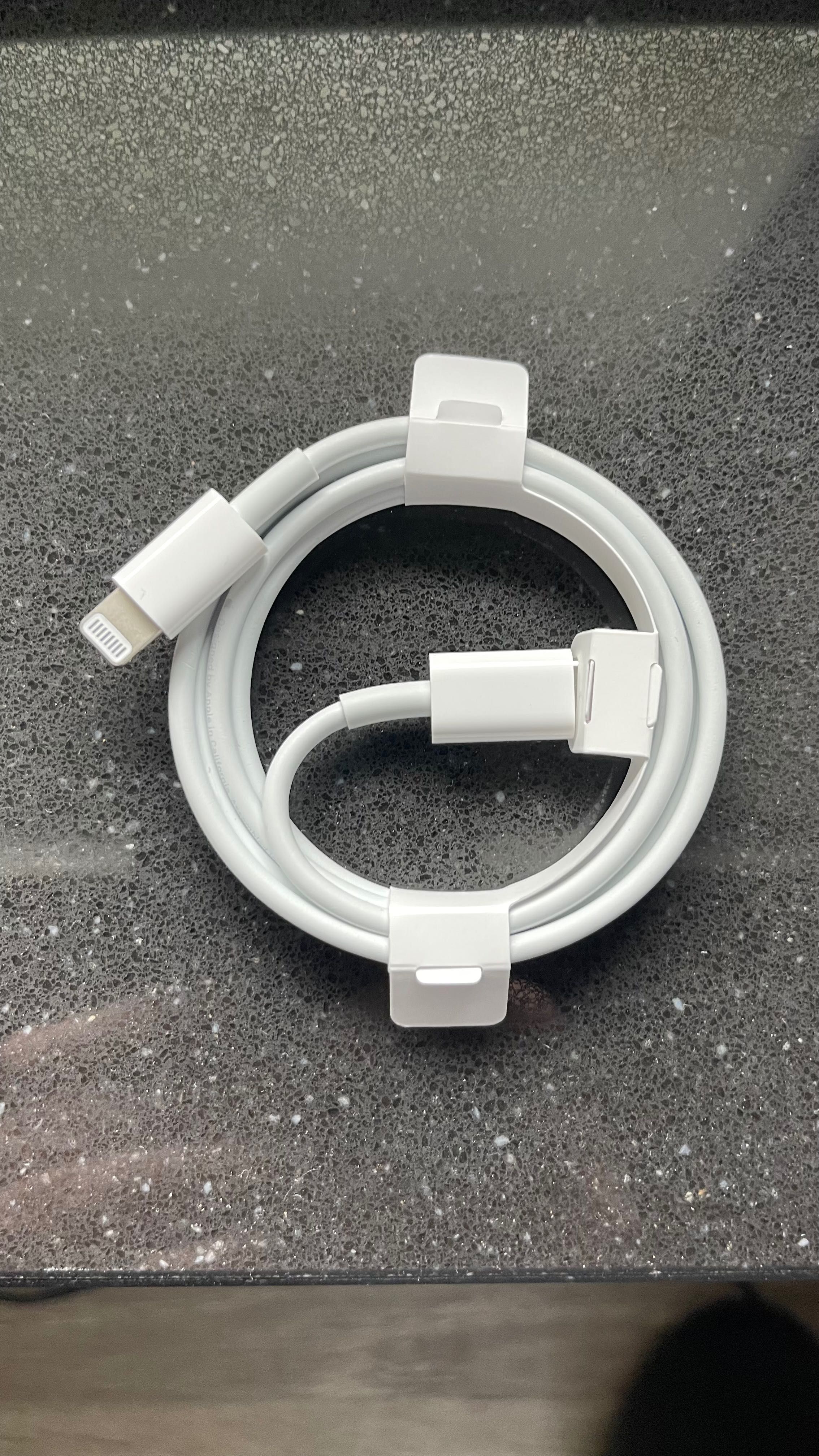 Оригінальний Кабель Apple USB-C to Lightning від Iphone 12 Pro Max