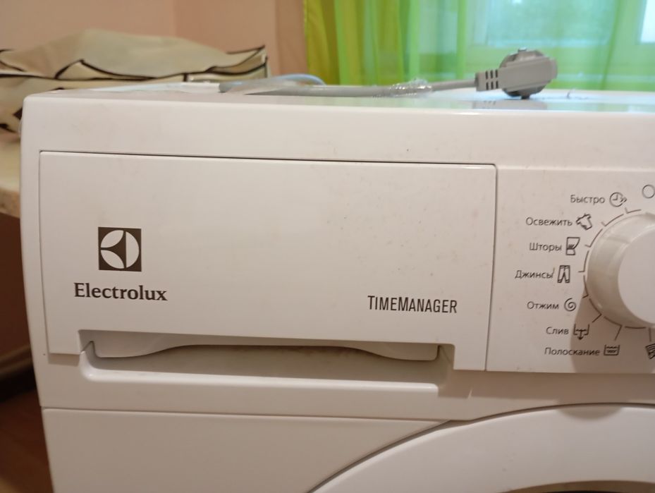 Пральна машина Electrolux