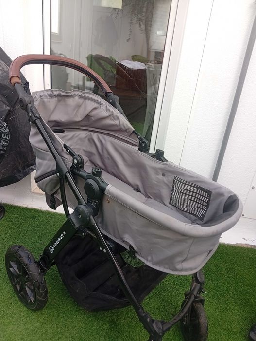 Carrinho bebé kinderkraft com ovo