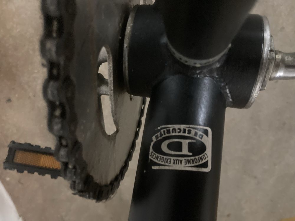 Vende se bicicleta