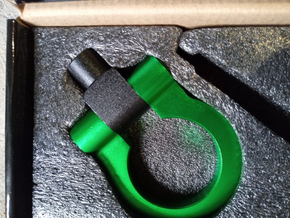 Крюк Буксировочний, Гак, Петля ,Вухо до авто